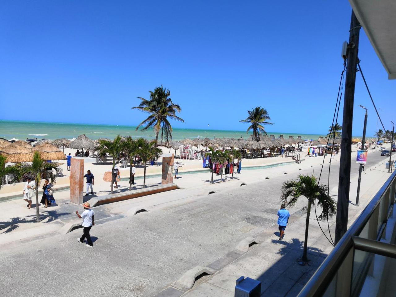 Playa Linda Hotel Progreso  Esterno foto